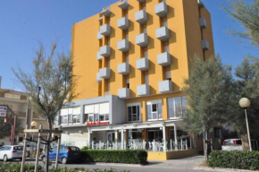Гостиница Hotel Sirena  Сенигаллия